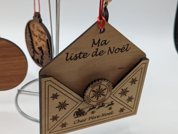 "My Christmas List"/"Ma liste de Noel" Ornament