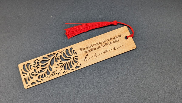Bookmark - She reads books