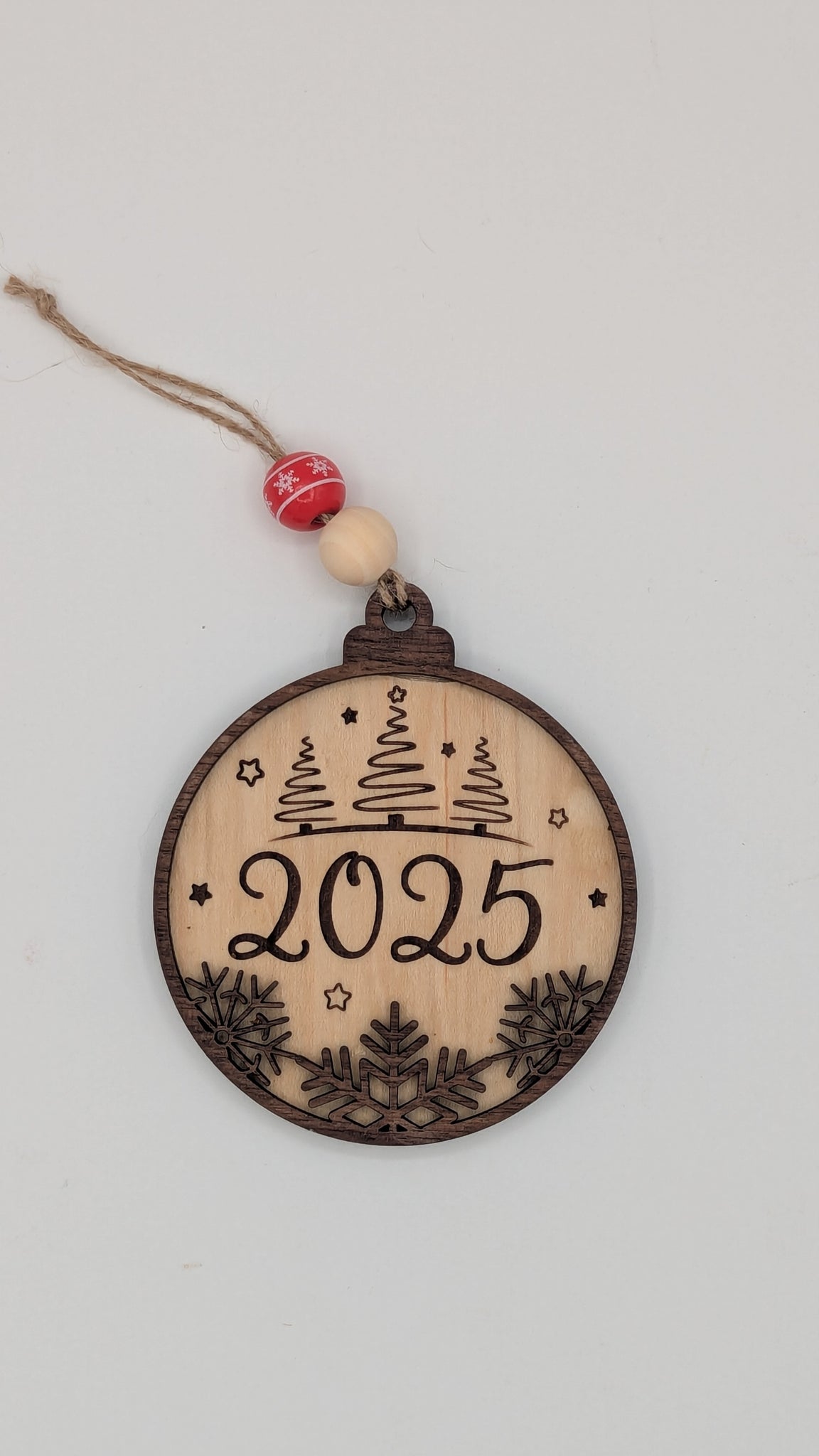 Wooden ornament "2025"