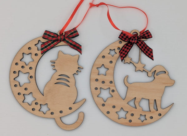Personalized - Pet Moon - Cat or Dog - Wooden Ornament